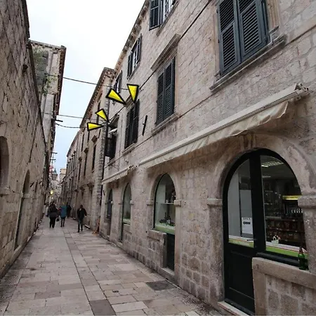 아파트 Old Town Lux *